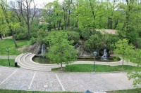 Brno-park Špilberk - skalní jezírko s vodopády