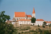 Pohled na chrám sv. Mikuláše z Kraví hory