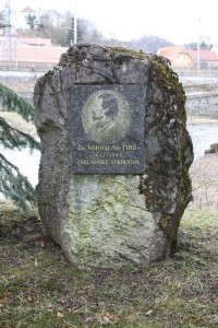 Pomník Dr. Miroslava Tyrše