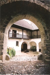 Vtupní brána do části hradních expozic
