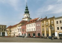 Kroměříž - Velké náměstí, v pozadí zámecká věž