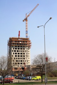 Výstavba AZ Tower Heršpická (dnes již historická fotografie z roku 2012)