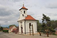 Kaple sv. Václava po rekonstrukci a úpravě okolního prostoru