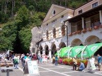 Slovinsko Postojná jeskyně