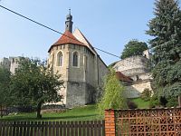 Pohled na hrad a kostel