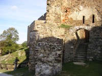 Část zdí hradu