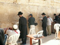 V roce 1967 se vyplnily modlitby Židů a místo ,které bylo zastavěno domy bylo uvolněno a vybudován plac pro stovky věřících.