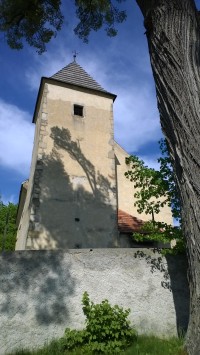Kostel v Ježově.