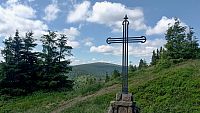 Kříž nad Vřesovou studánkou.