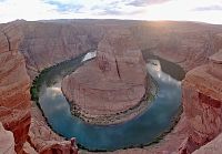 Horseshoe Bend na řece Colorado.