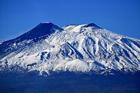 Poslední pohled na zasněženou Etnu.
