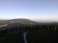 pohled z rozhledny na Černou horu