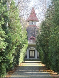 Hřbitov v Hlízově - pohled od vstupní brány