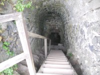 Hrad Kumburk-vchod do podzemí.