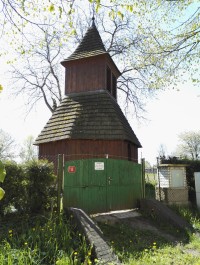 Dřevěná zvonice ve Skřivanech