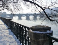 Nejdřív skoro zamrzlá Vltava