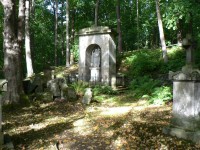 Malá Skála, lesní hřbitov