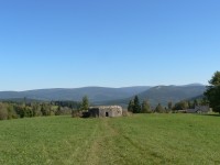 Tesařov, pohled od kaple na Krkonoše