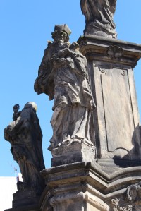 Sobotka, socha sv. Jana z Nepomuku na sousoší
