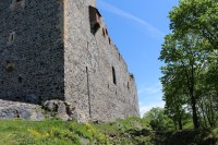 Radyně, jižní stěna hradu