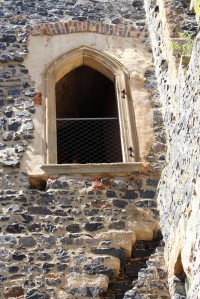 Radyně, okno v západní věži