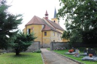 Vrchotovy Janovice, pohled na kostel od hřbitova