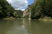 Dunajec se úží