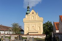 Kostel sv. Zikmunda v Popicích.
