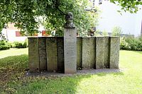 Pomník Karla Klostermanna v Kašperských Horách