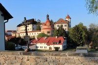Pohled na zámek z Karlova