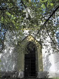 Klenová, vchod do kaple sv. Felixe