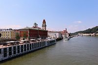 Pohled na Dunaj z Mostu