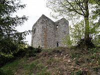 Věž na jižní straně hradu