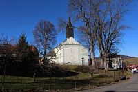 Dlouhá Ves, kostel sv. Filipa a Jakuba.