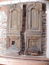 Původní dveře synagogy