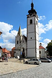 Kostel Narození Panny Marie, západní průčelí Písek, děkanský kostel Narození Panny Marie.