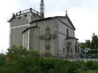 San Salvatore, kostelík na vrcholu