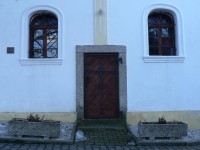 Žichovice, vchod do kaple sv. Aloise