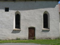Hartmanice, jižní stěna kostela