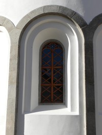 Žihobce, okno kostela