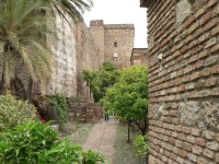 Alcazaba, zaběr ze střední části pevnosti