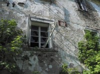 Hlavňovice, zamecké okno