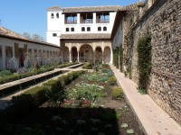 Alhambra, okolí vodní plochy