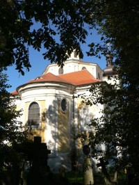 Nicov, presbytář kostela