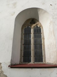 Gotické okno presbytáře