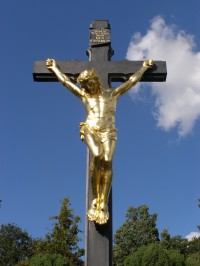 Bojiště na Chlumu - Ossarium, Furstenberský kříž