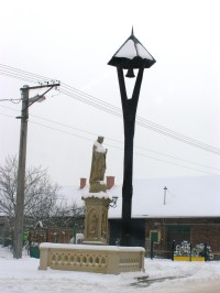 Vrbice - socha Panny Marie se zvoničkou 