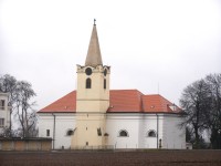 Všestary - kostel Nejsvětější Trojice