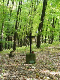 Les Svíb - Alej mrtvých, typový kříž
