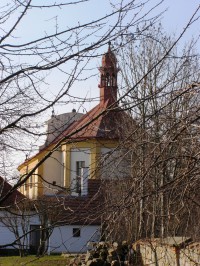 Popovice - kostel Narození Panny Marie 